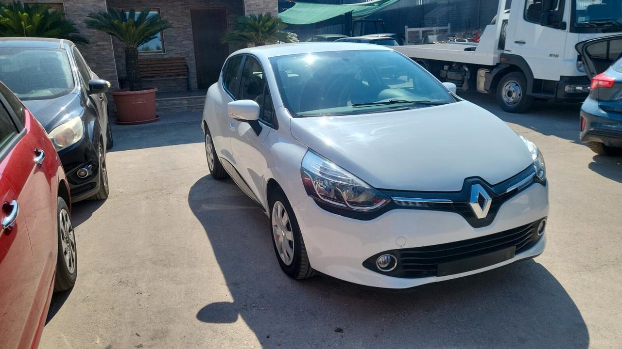 Renault Clio 1.5 dCi 8V 75CV 5 porte Costume National