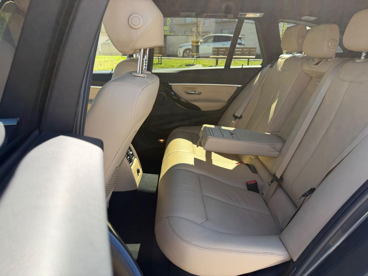 Bmw 320 d Luxury Line #10868