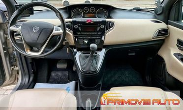 LANCIA Ypsilon 0.9 TwinAir 85 CV 5 porte Platinum