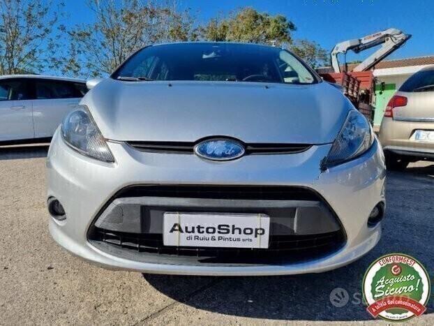 FORD Fiesta 1.6 TDCi 95 CV 5p. Titanium