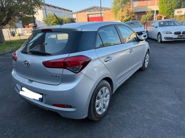 Hyundai i20 1.1 CRDi 12V 5 porte Classic