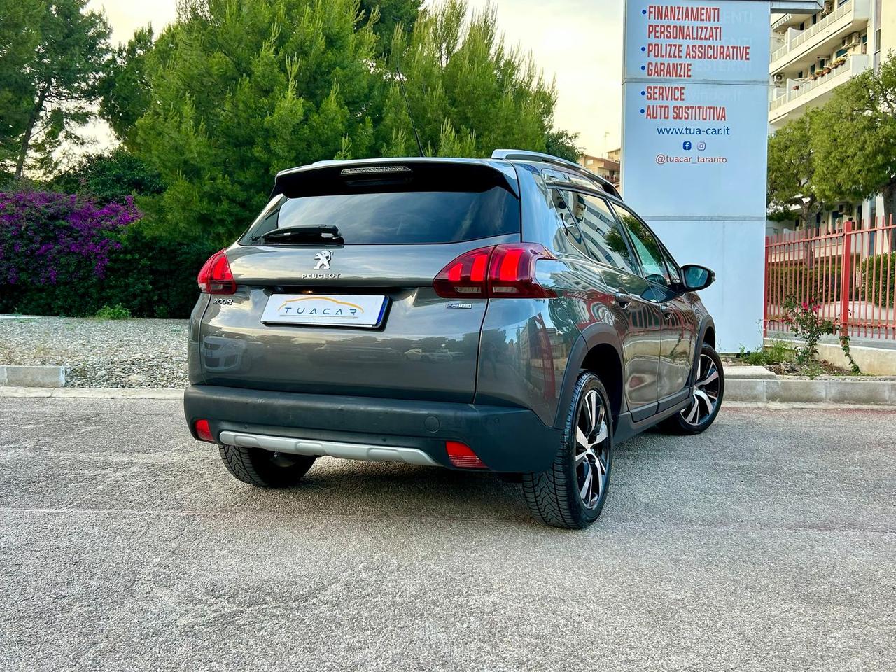 Peugeot 2008 Allure 1.2 PureTech 110