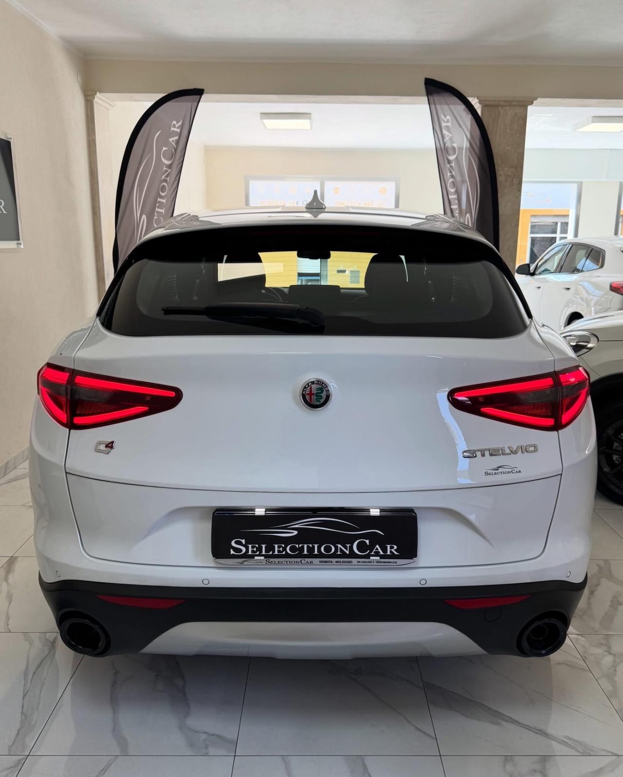 Alfa Romeo Stelvio 2.2 Turbodiesel 190 CV AT8 Q4 Business
