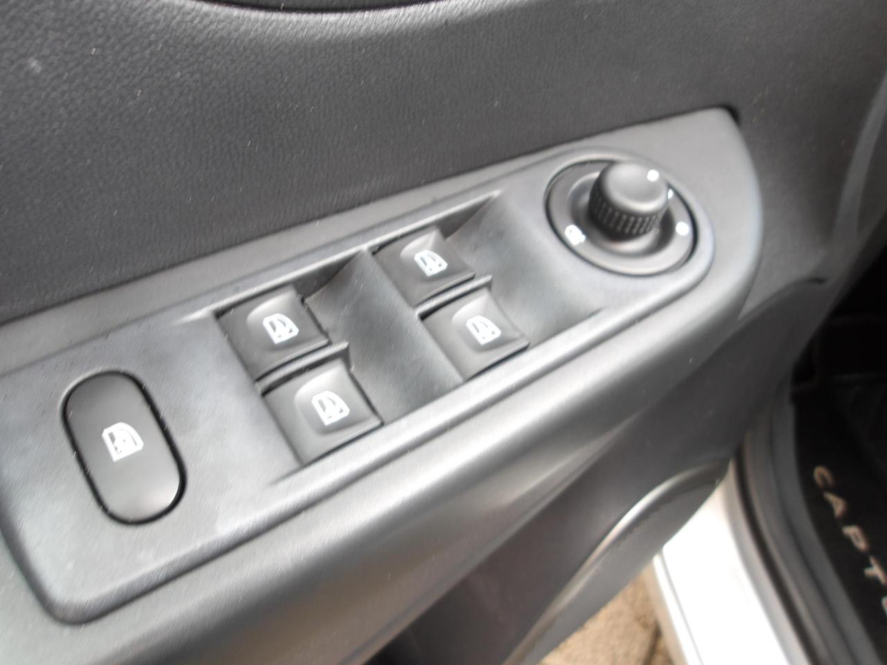 Renault Captur 1.5 dci Intens (energy r-link) 90cv edc E6