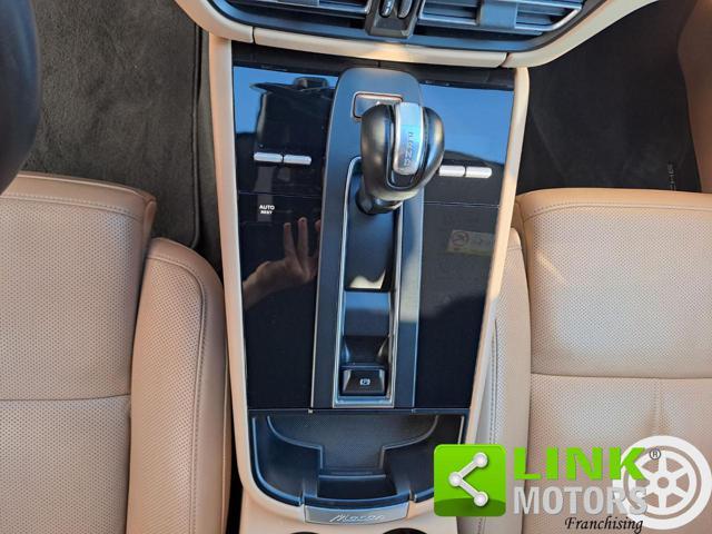 PORSCHE Macan 2.0 PDK