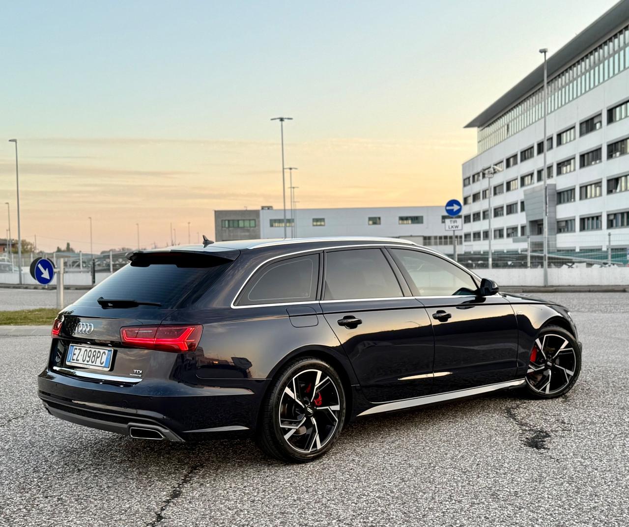 Audi A6 Avant 3.0 TDI 272 CV quattro S tronic Business Plus