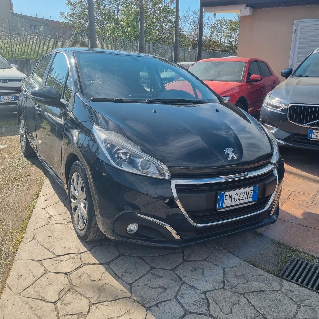 Peugeot 208 PureTech 82 5p. GPL Active