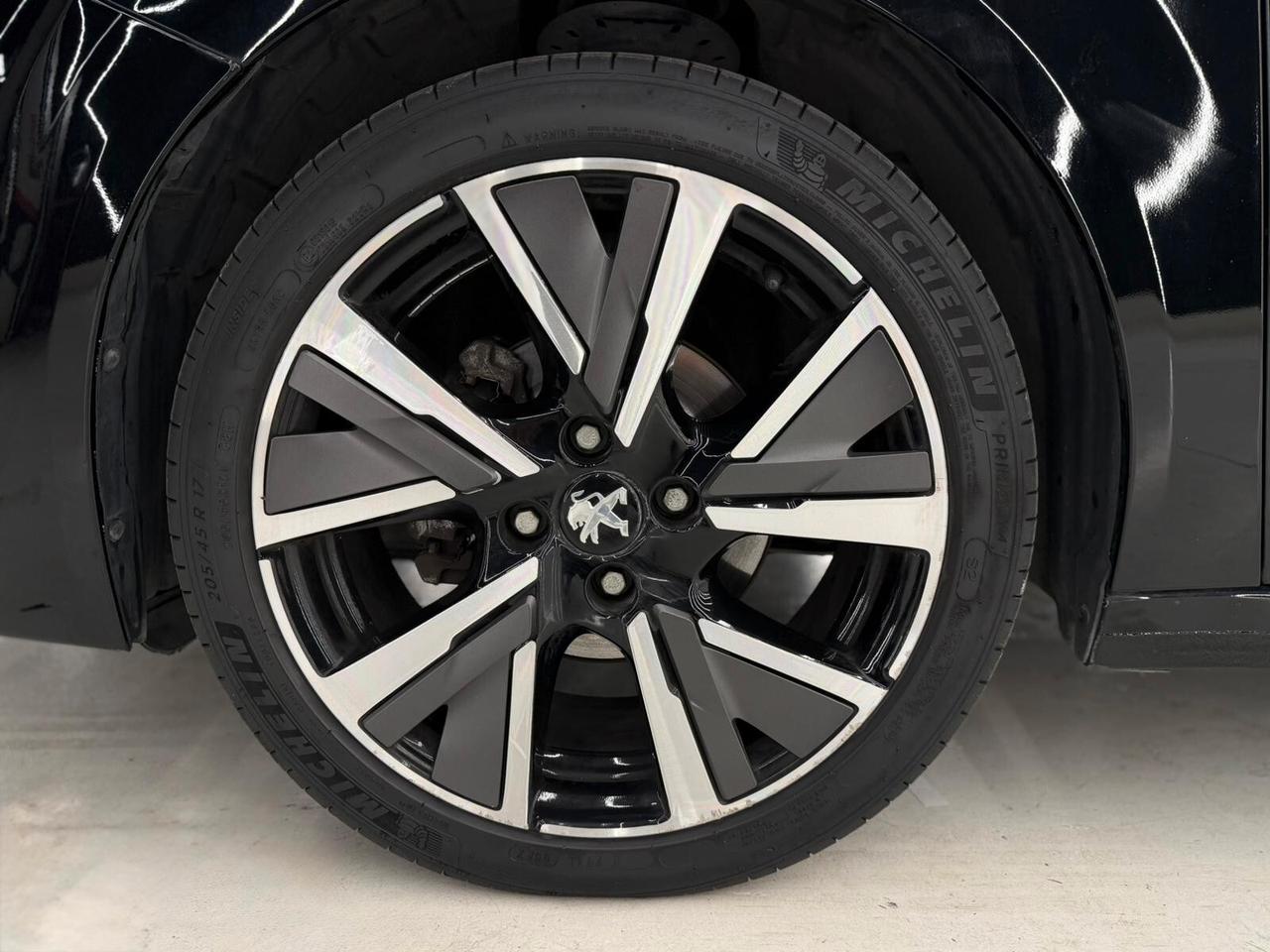 Peugeot 208 PureTech Active-KM CERTIFICATI-PERMUTE-12 MESI GARANZIA