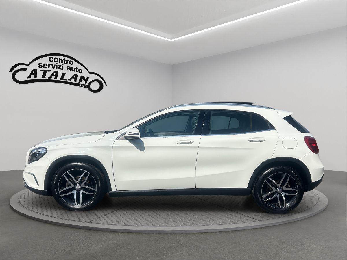 MERCEDES - Classe GLA - GLA 200 d 136CV Premium