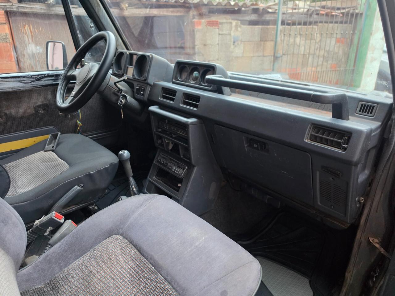 Mitsubishi Pajero 2.5 TDI Metal-top