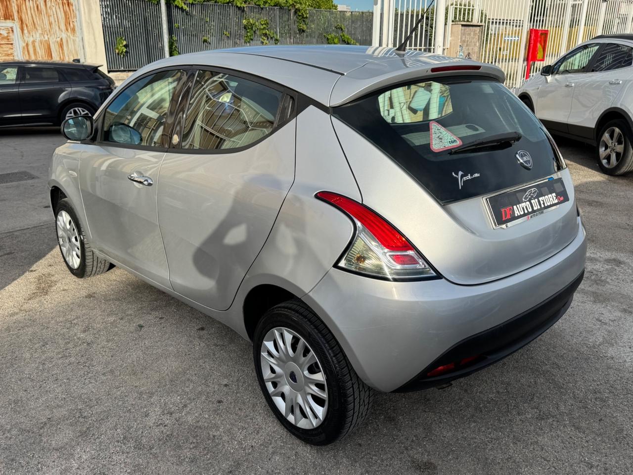 Lancia Ypsilon 0.9 TwinAir 85CV Metano di serie Gold