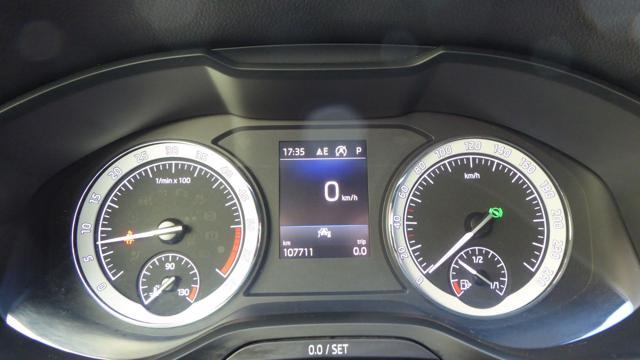SKODA Karoq 1.6 TDI SCR DSG SportLine