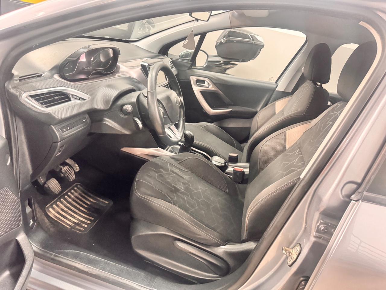 Peugeot 2008 1.4 HDi 68 Cv - 2013