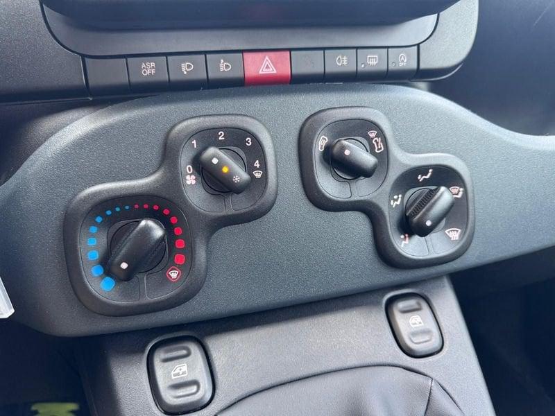 FIAT Panda 1.0 FireFly Hybrid 70cv Pandina - Km0 *Prezzo Reale*