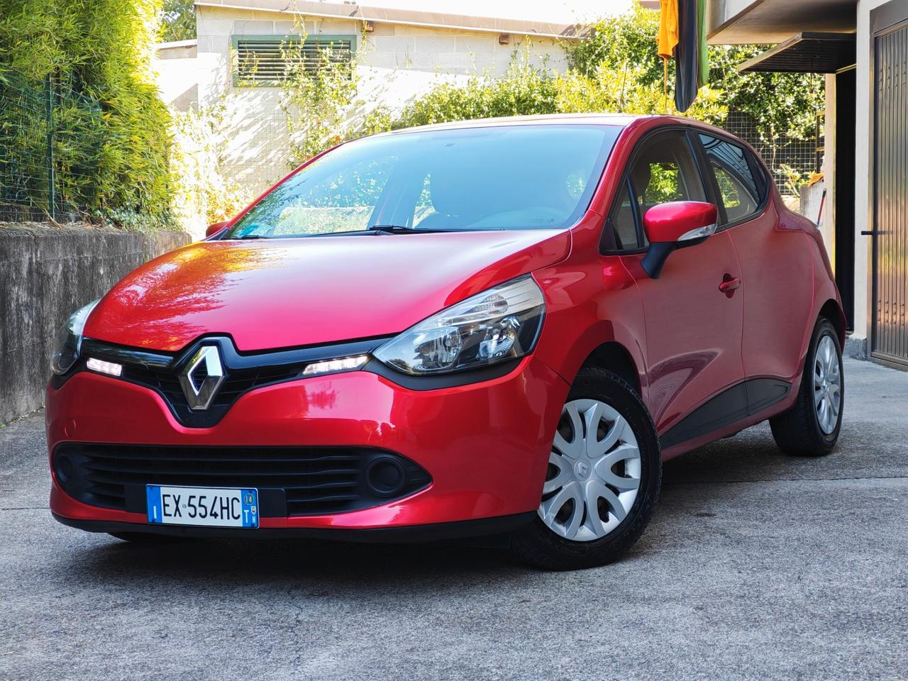 Renault Clio 1.2 BENZINA 73cv / Neopatentati