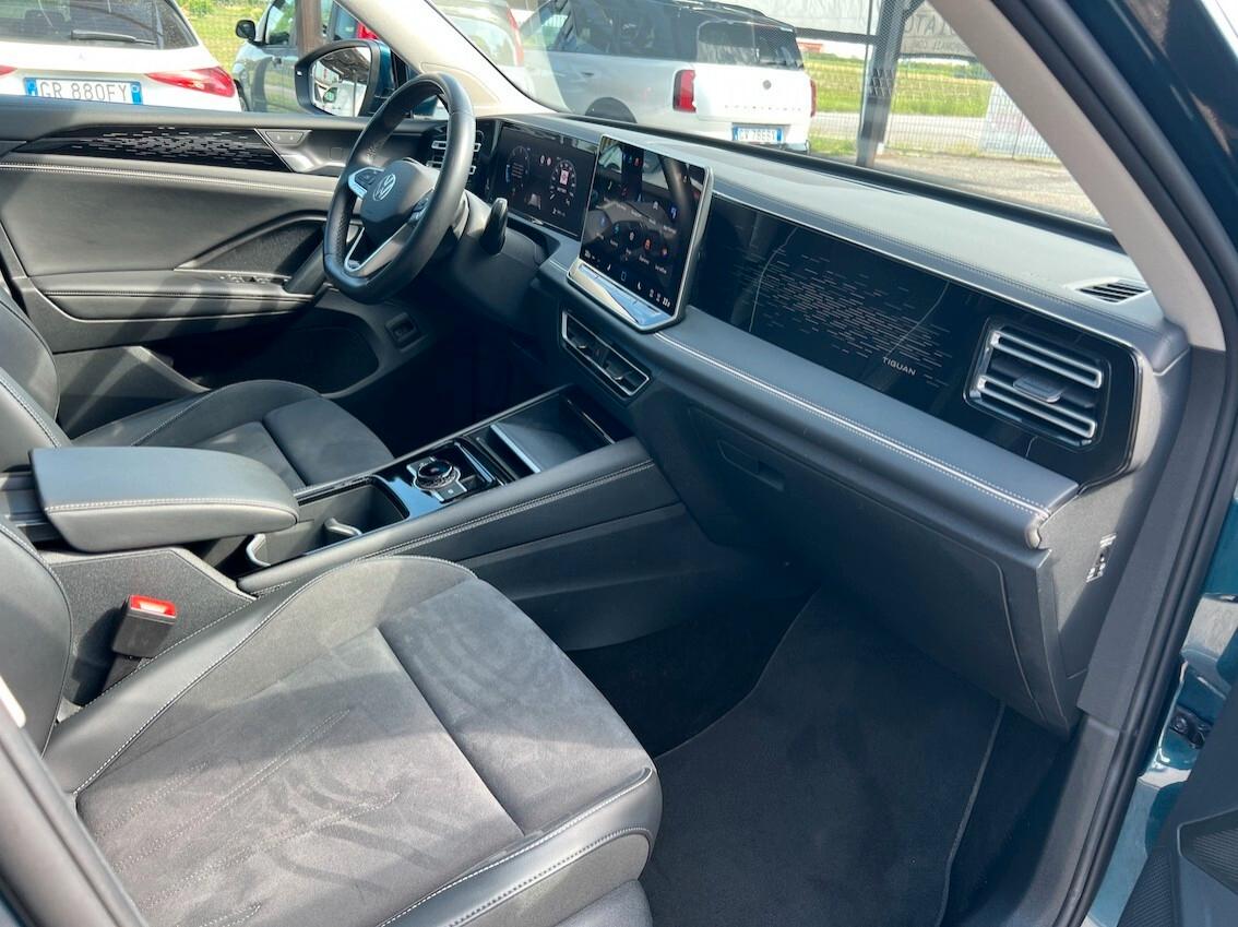 Volkswagen Tiguan 2.0 tdi Elegance 150cv dsg GAR. VW 05/2028 - Tetto Apribile