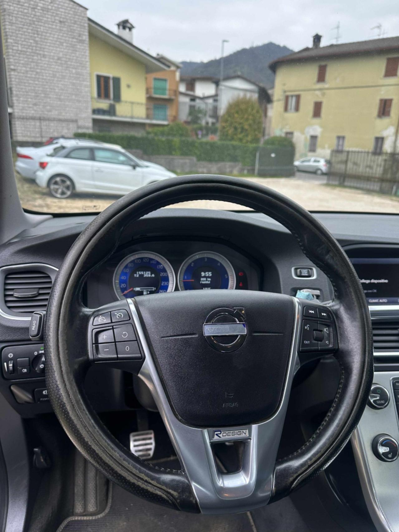 Volvo S60 D5 R-DESIGN KMCERT GARANZ UNICOPR