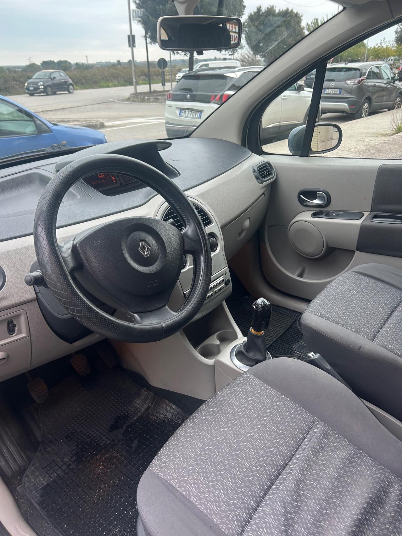 Renault Modus 1.5 dCi 85CV Initiale