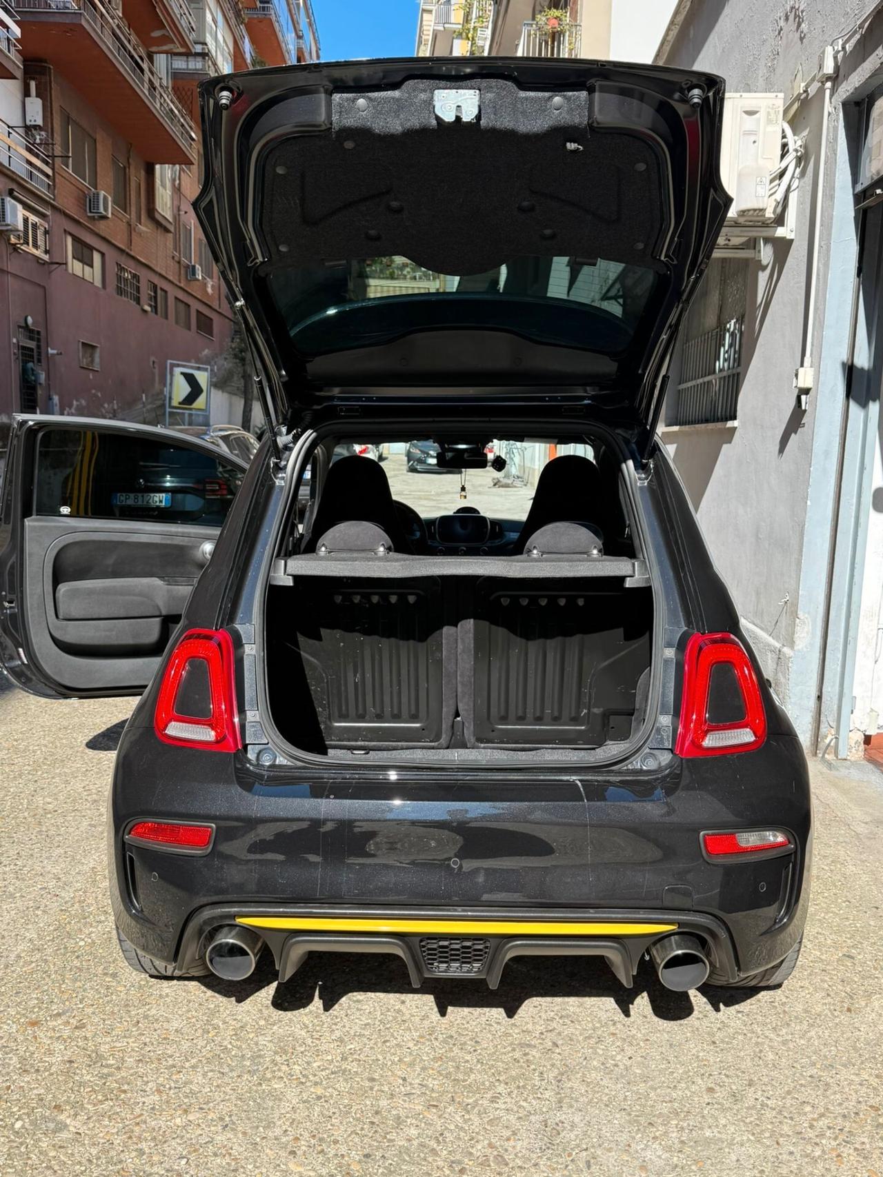 Abarth 595 C 1.4 Turbo T-Jet 160 CV Pista