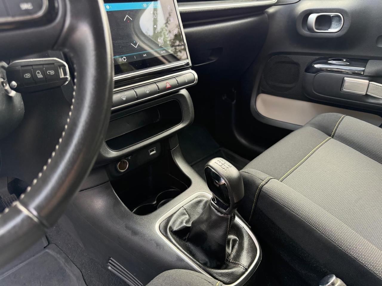 Citroen C3 83cv Benzina 5 porte Shine Navi bicolor pdc