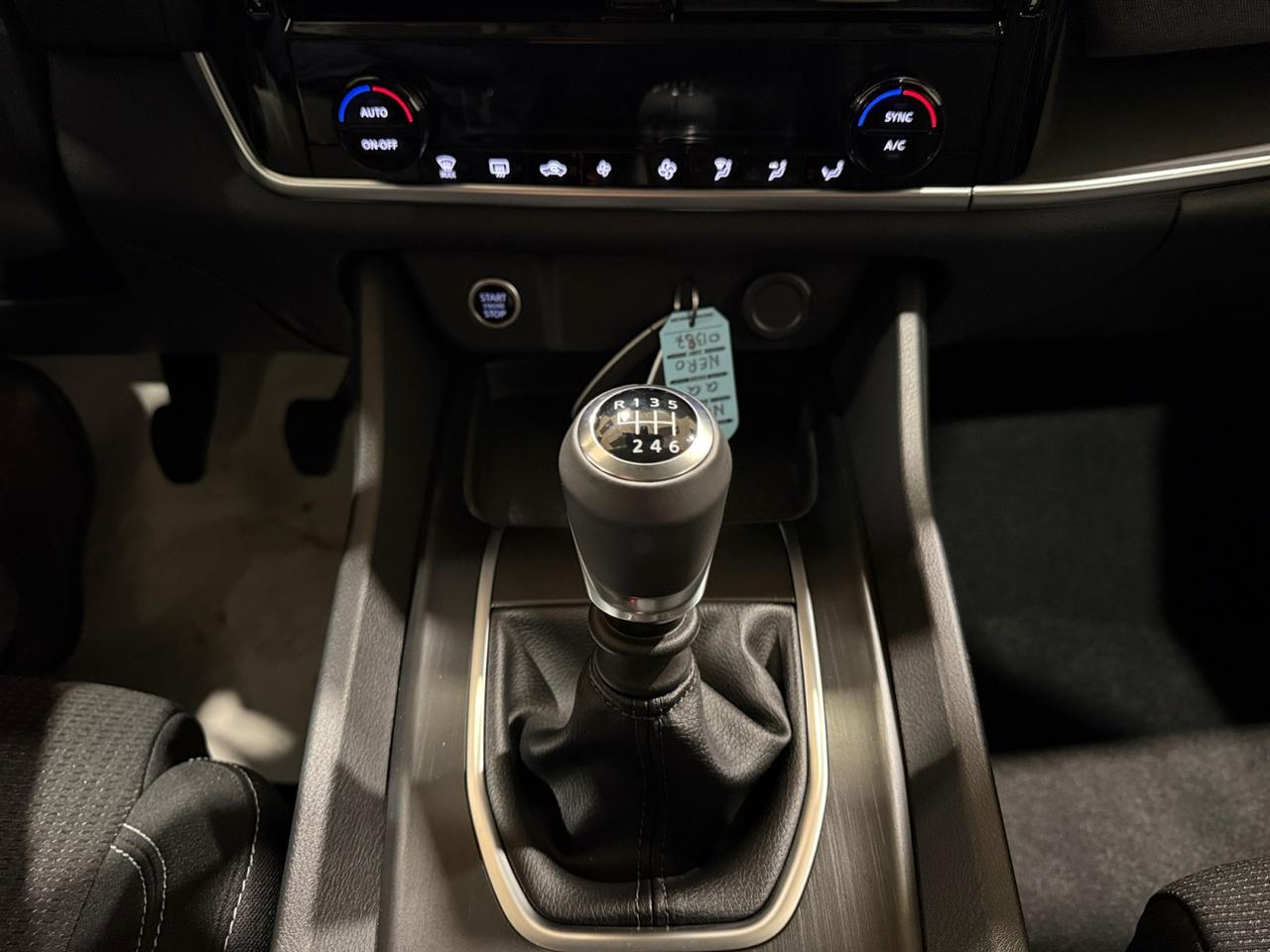 NISSAN QASHQAI ACENTA MHYB 140CV MT 2WD