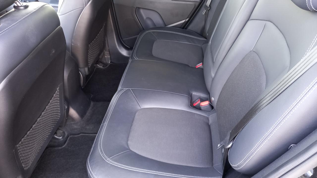 Kia Sportage 2.0 CRDI AWD Pure Rebel