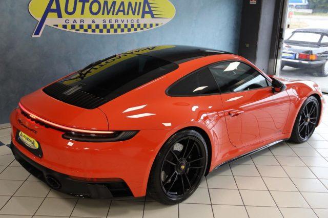 PORSCHE 911 992 Carrera 4 GTS Orange Lava
