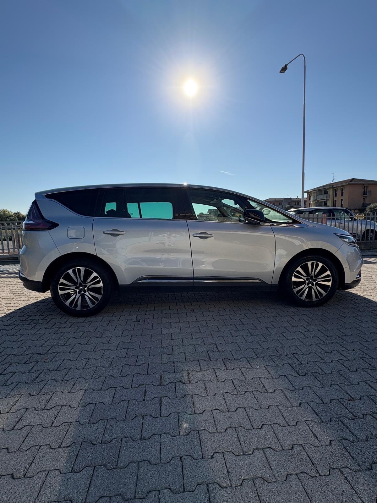 Renault Espace Blue dCi 160CV EDC Executive 4Control initiale paris