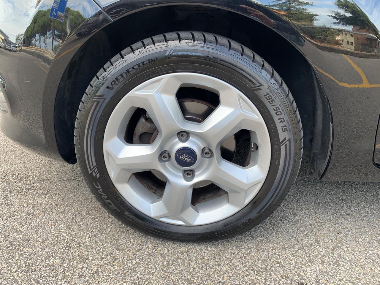 Ford Fiesta 1.4 TDCi 5p. Titanium