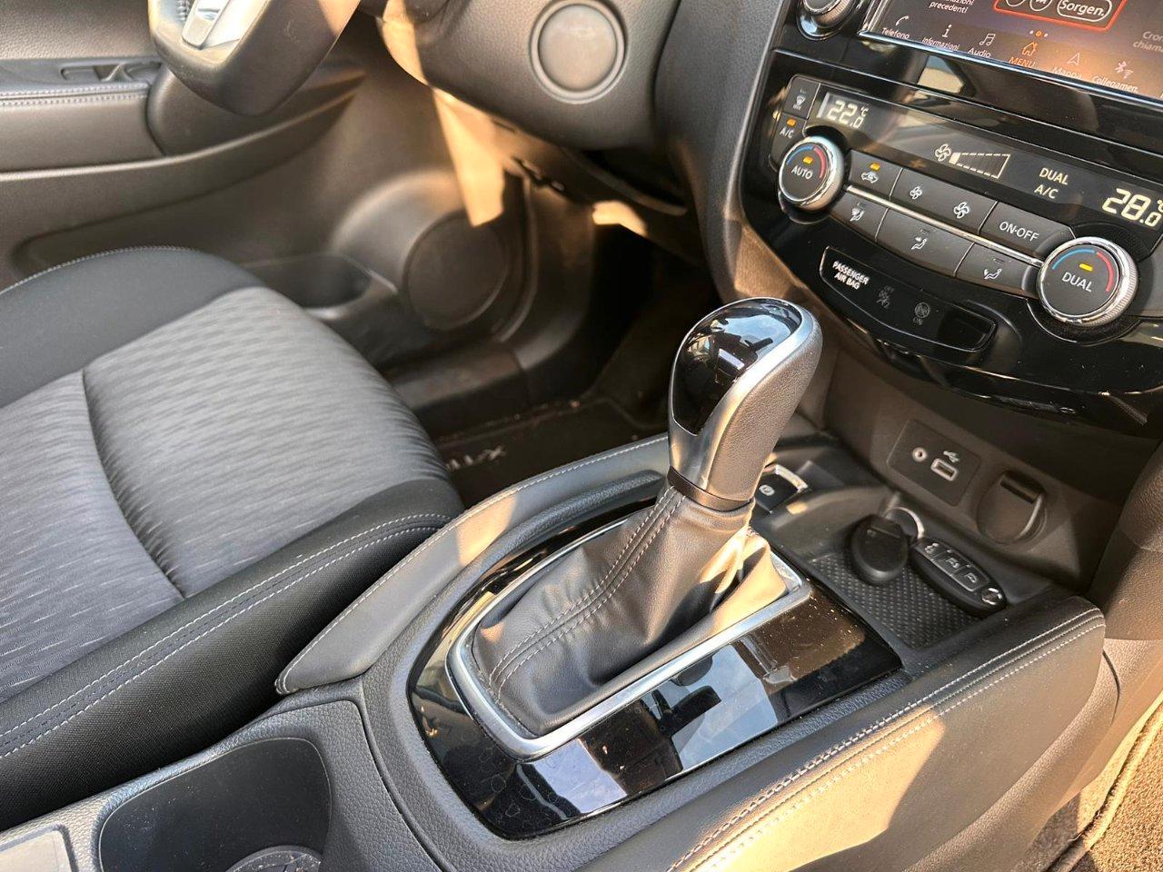 Nissan X-Trail 1.7 dci N-Connecta 4wd x-tronic 7 POSTI !!