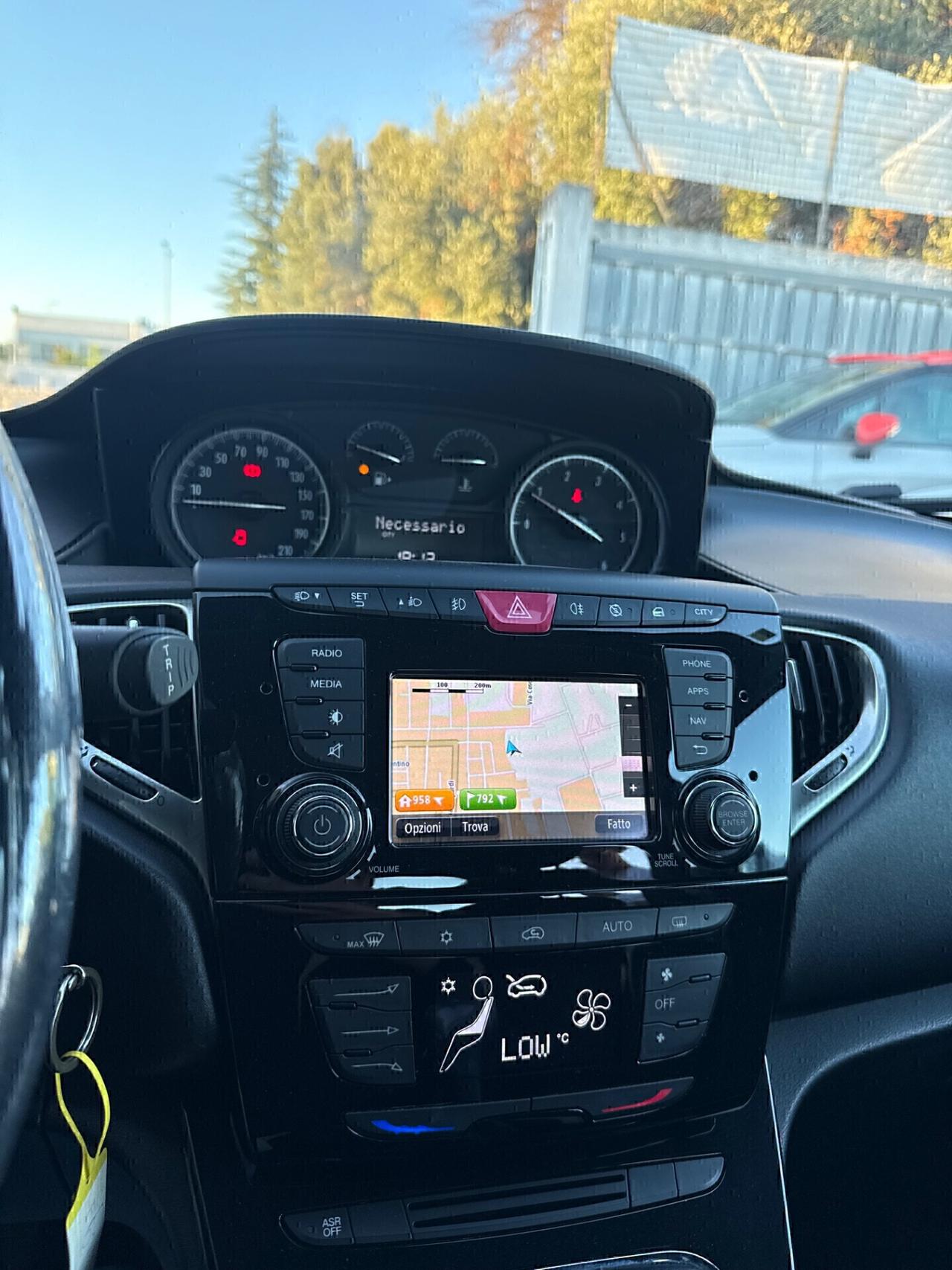 Lancia Ypsilon 1.3 MJT 95CV EURO6,Navigatore,Climatronic,Alcantara,Comandi al volante,ecc.