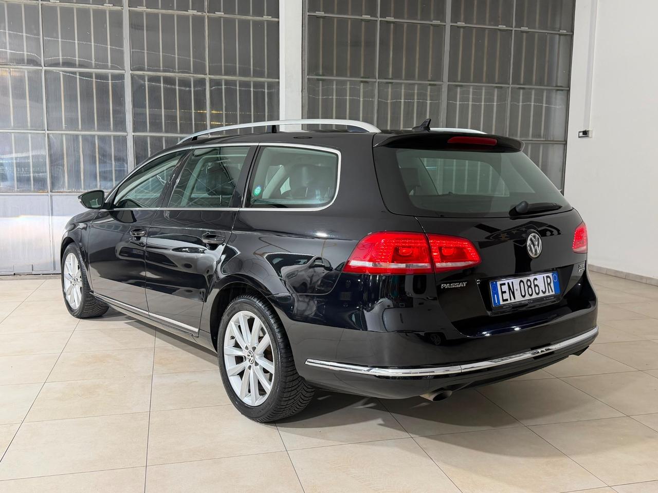Volkswagen Passat Var. 2.0 TDI 4mot Highline Aut 4X4