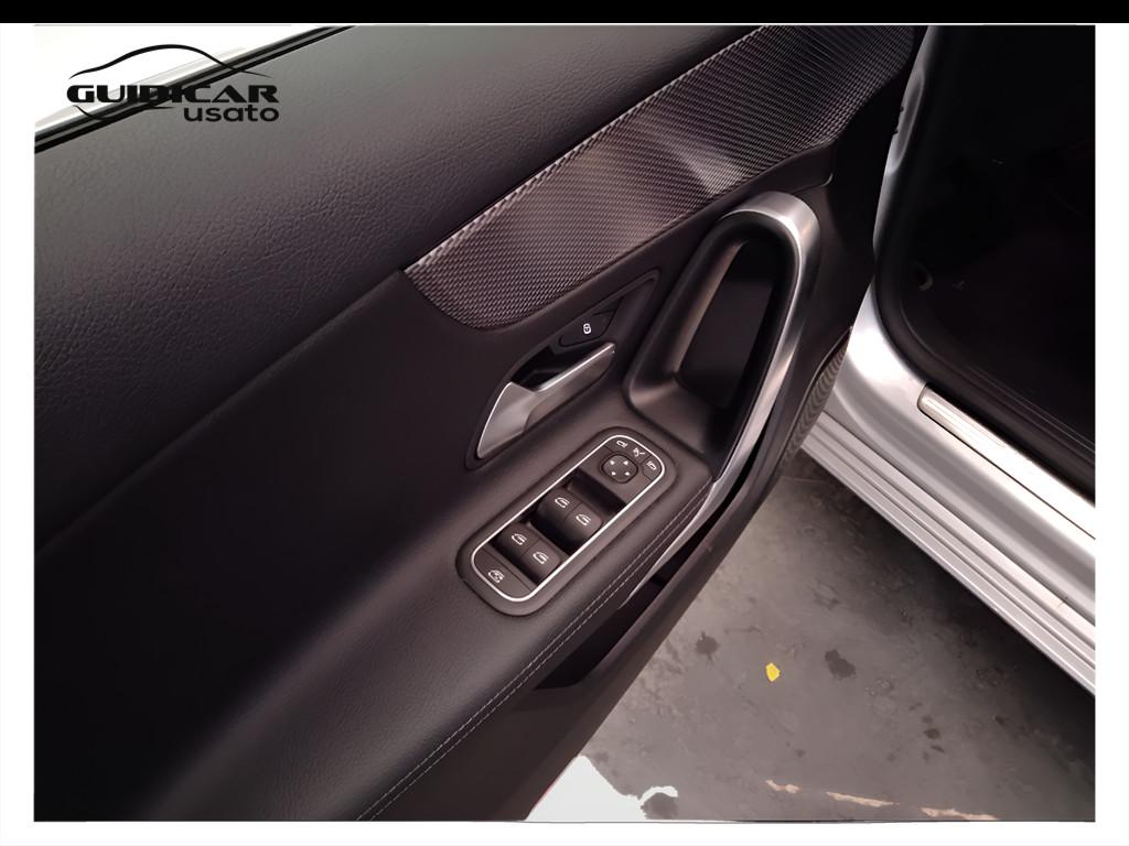 Mercedes-Benz Classe A - W177 2018 - A 180 d Sport auto