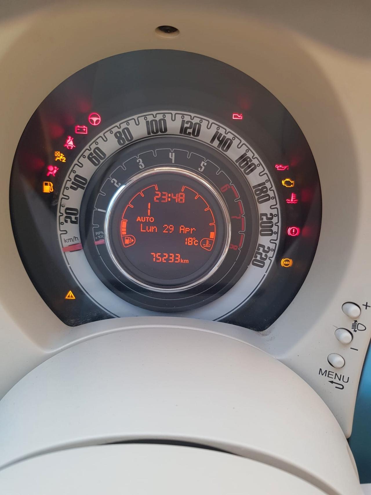 Fiat 500 C 0.9 TwinAir Turbo Pop Star