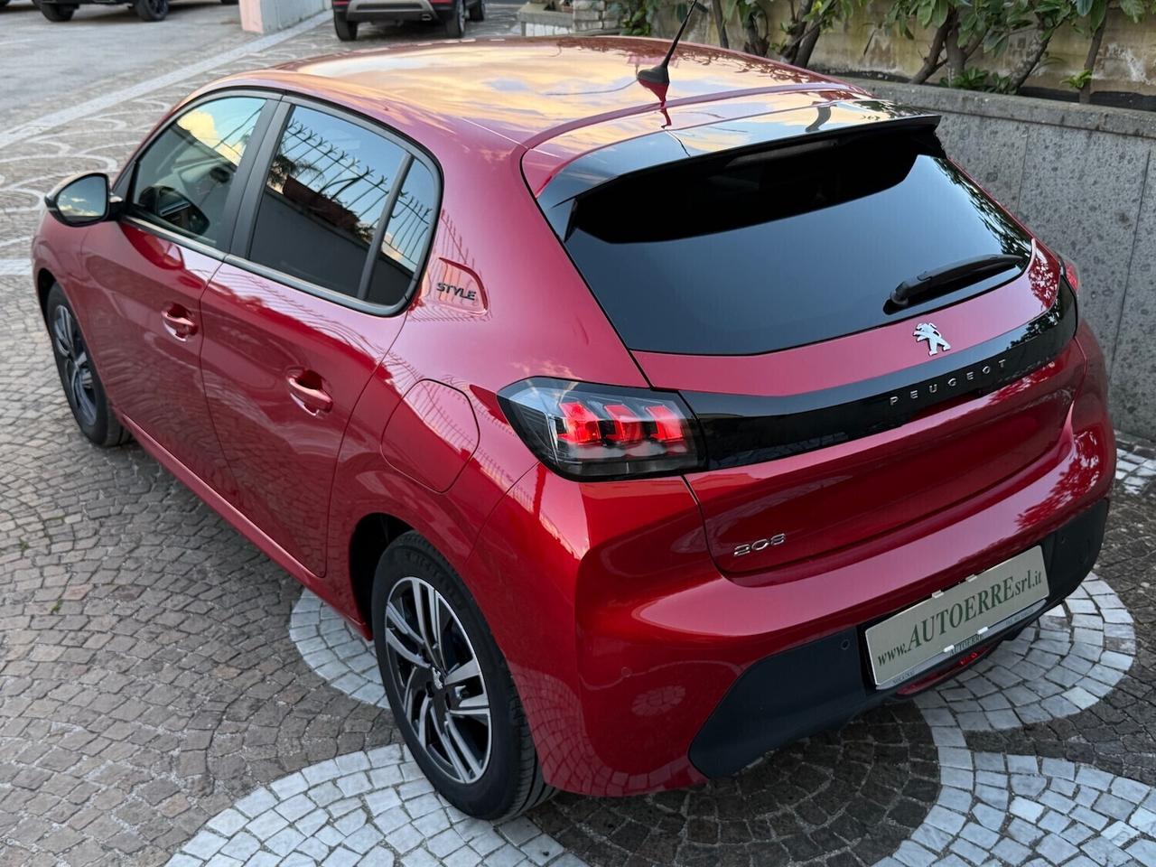 Peugeot 208 PureTech 75 Stop&Start STYLE