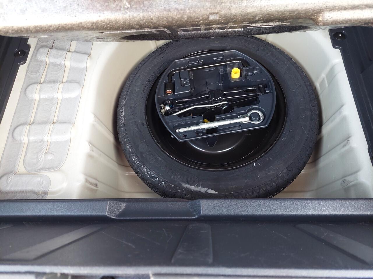 Peugeot 3008 1.6 HDi 110CV cambio robotizzato