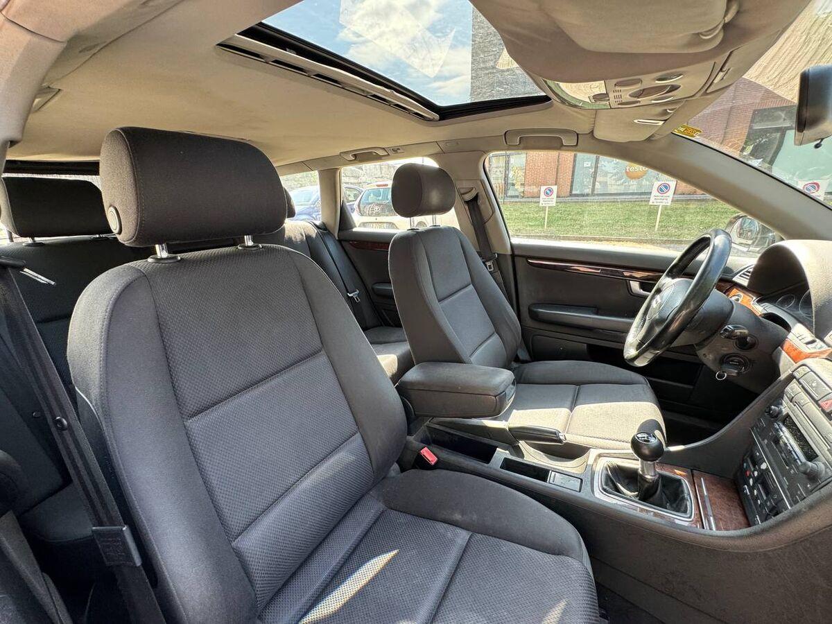 Audi A4 Avant 2.5 V6 tdi 163cv