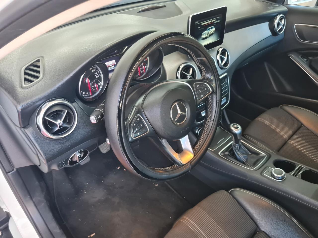 Mercedes GLA 200d Sport*MOTORE TURBINA FRIZ. NUOVI*