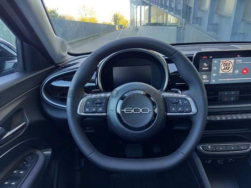 FIAT 600 600 600 1.2 Hybrid 136cv