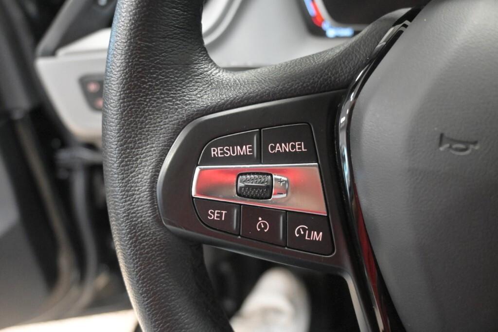 BMW SERIE 1116d 5p. BUSINESS ADVANTAGE
