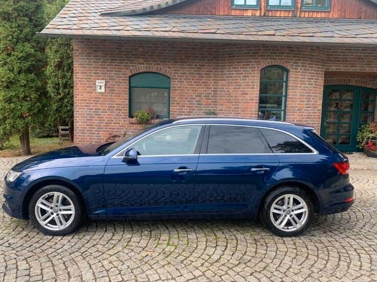 Audi A4 Avant 40 g-tron S tronic Business Sport