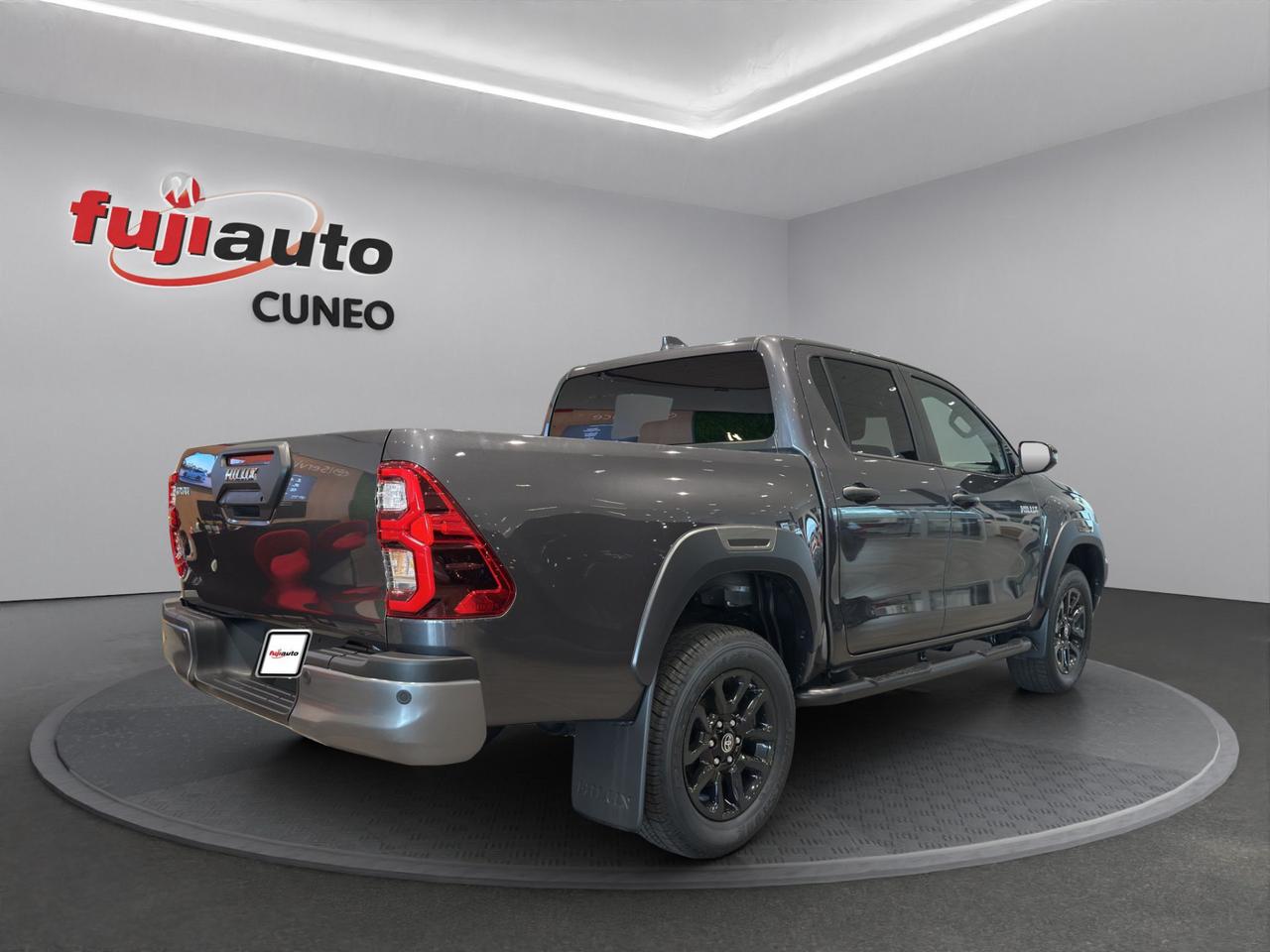 Toyota Double Cab Invincible 2.4D 150 CV 6 marce
