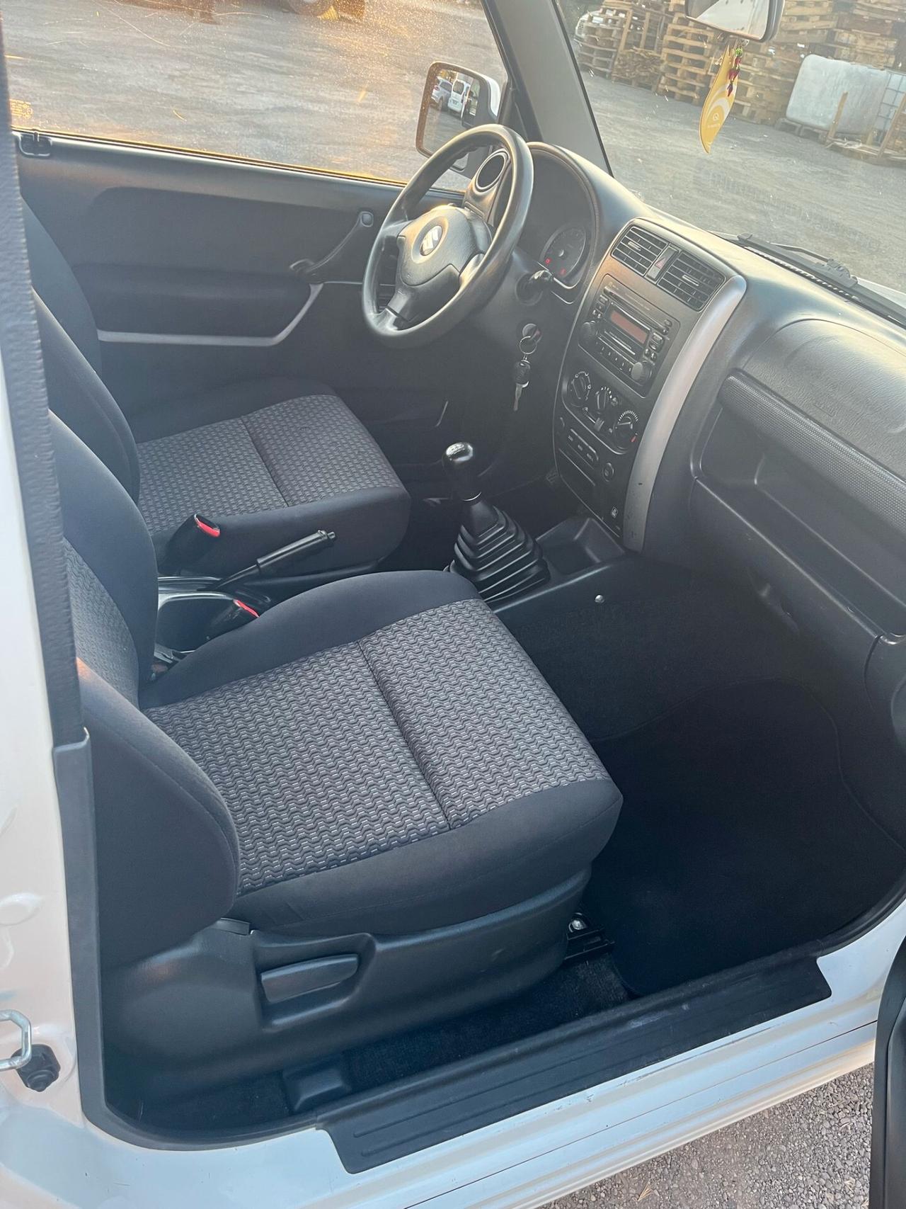 Suzuki Jimny 1.3i 16V cat 4WD JLX MAI FUORISTRA
