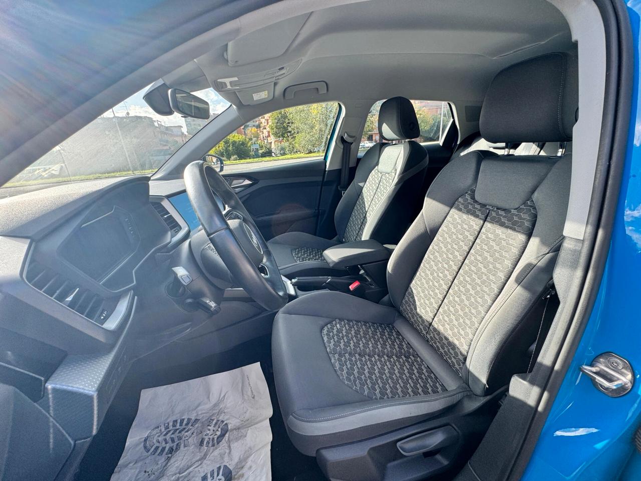 Audi A1 25tfsi S-Line -NESSUN OBBLIGO DI FINANZIAMENTO-