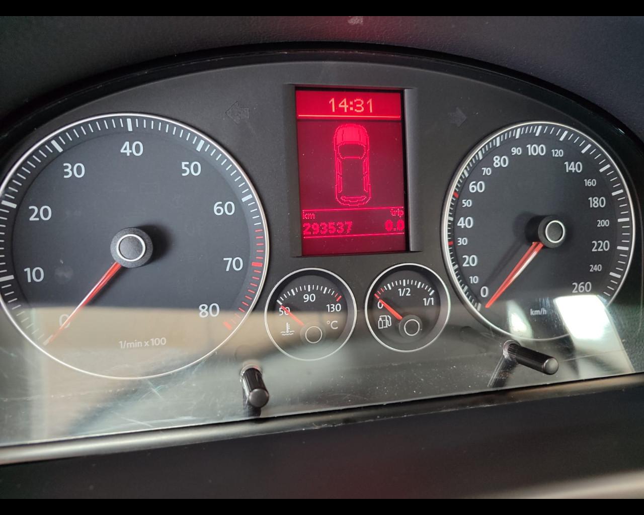 VOLKSWAGEN Touran 2.0 Trendline Ecofuel 7 Posti