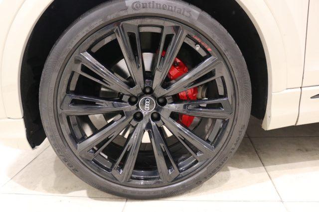 AUDI Q8 55 TFSI quattro tiptronic Sport PLUS S-LINE