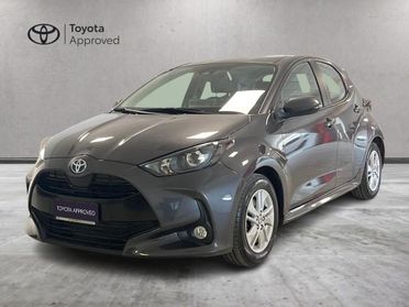 Toyota Yaris 1.5 hybrid Business
