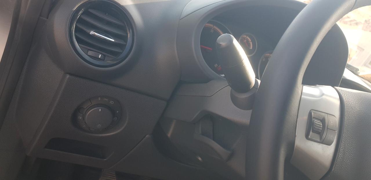 Opel Corsa 1.3 CDTI 75CV UNICO PROPRIETARIO
