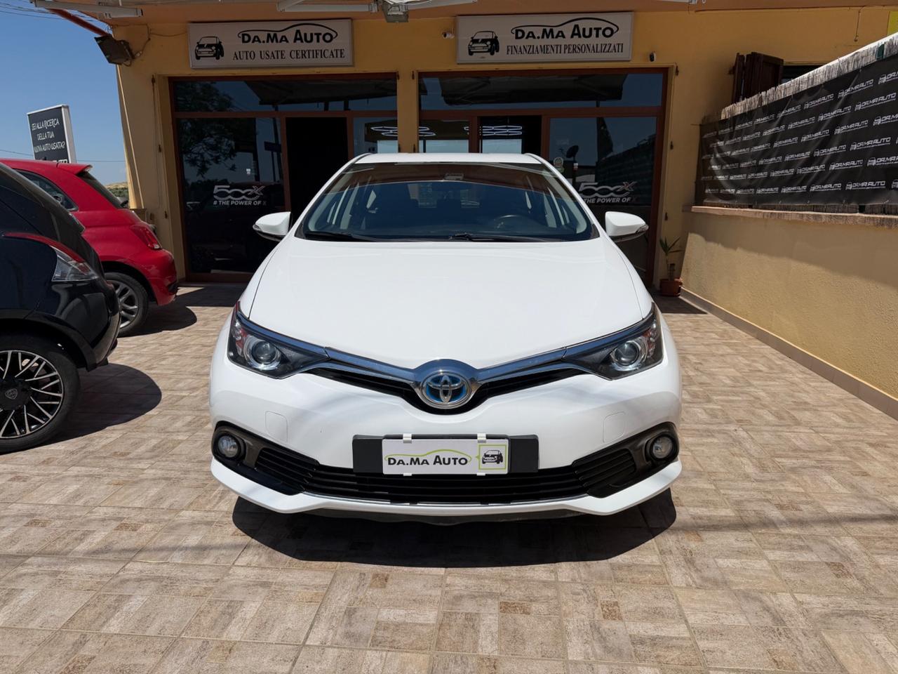 Toyota Auris 1.8 Hybrid Business