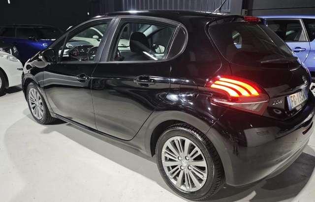 Peugeot 208 Benzina euro 6 Neopatentati Km 70.000
